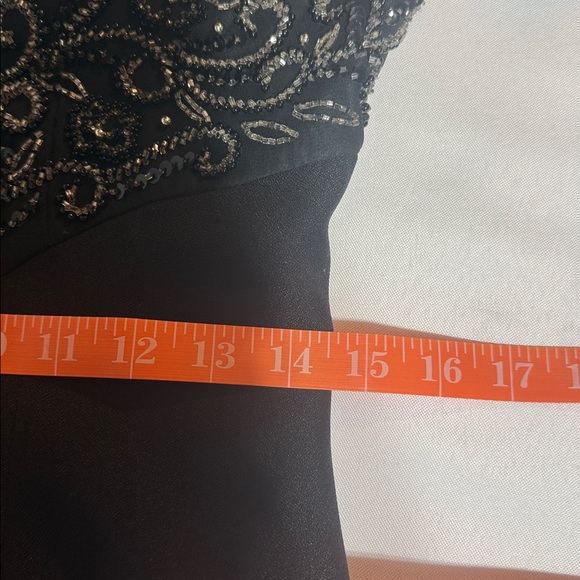 Elegant Black Embellished Evening Dress - Picture 13 of 16